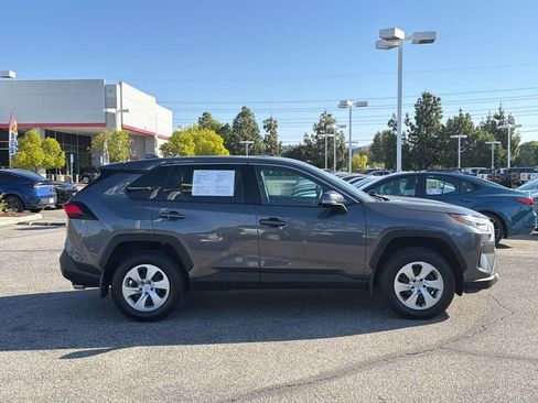 Certified 2023 Toyota RAV4 LE FWD image 3