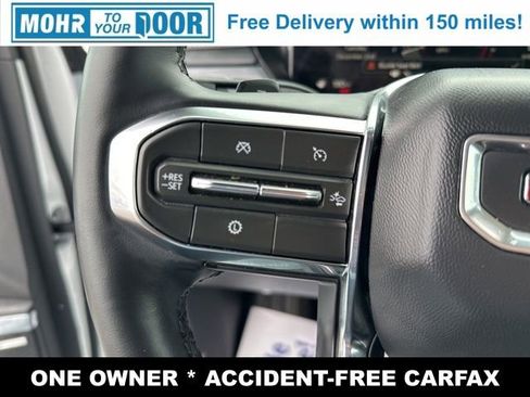 Used 2025 GMC Acadia Elevation image 15