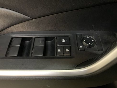 Used 2021 Toyota RAV4 XLE image 12