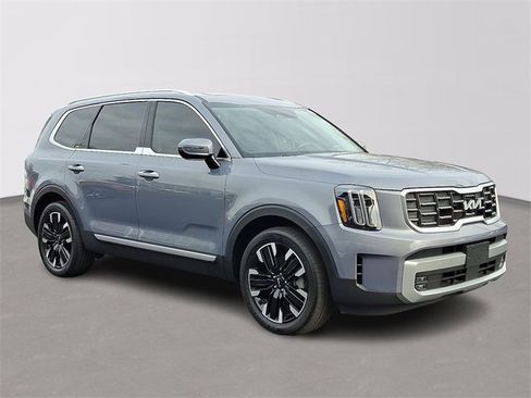 Used 2023 Kia Telluride SX image 3