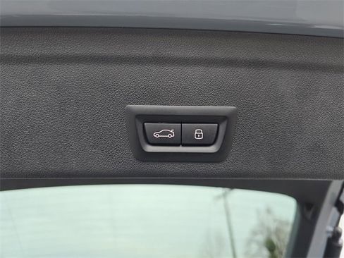 Used 2024 BMW X6 M Competition w/ Executive Package image 16