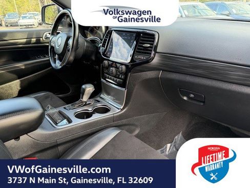 Used 2020 Jeep Grand Cherokee Laredo w/ Laredo X Package image 10