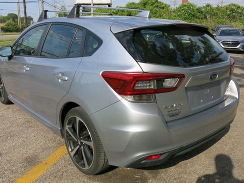 Used 2021 Subaru Impreza 2.0i Sport AWD/4WD image 3