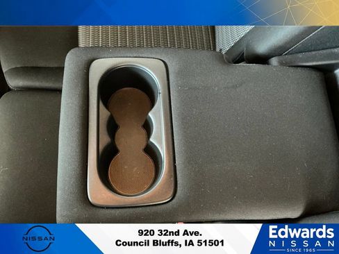 Used 2022 Kia Sorento LX FWD image 16