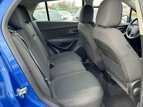Used 2016 Chevrolet Trax LS image 21