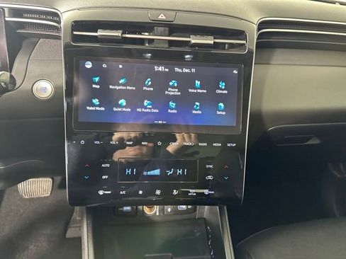 Certified 2022 Hyundai Tucson Limited image 21