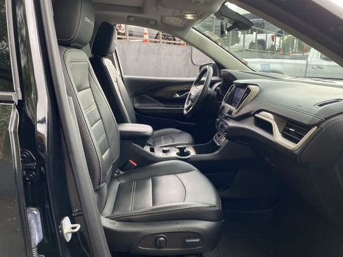Used 2022 GMC Terrain Denali w/ Denali Premium Package AWD/4WD image 17