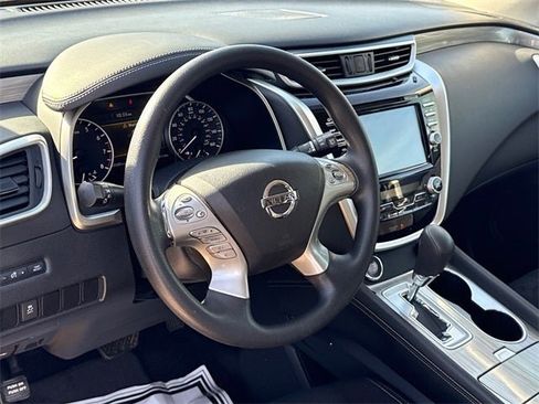 Used 2017 Nissan Murano S w/ Navigation Package image 19