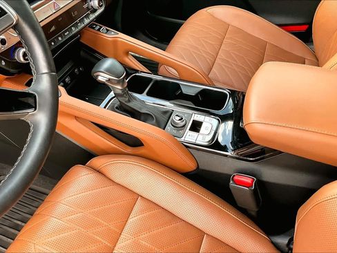 Certified 2024 Kia Telluride SX Prestige X-Line AWD/4WD image 17
