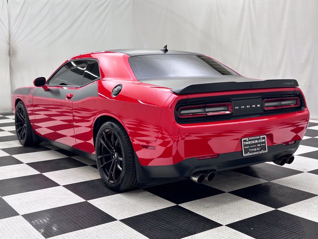 Certified 2017 Dodge Challenger T/A RWD image 5