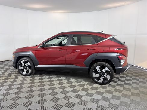 Used 2024 Hyundai Kona Limited AWD/4WD image 8