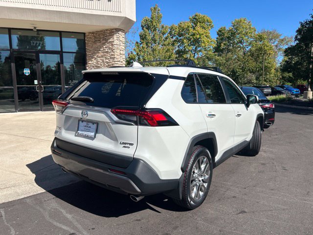 Used 2019 Toyota RAV4 Limited w/ Cold Weather Package AWD/4WD image 7