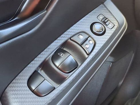 Used 2025 Nissan Sentra S FWD image 20