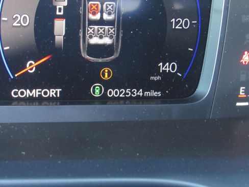 Certified 2025 Acura ADX A-Spec image 30