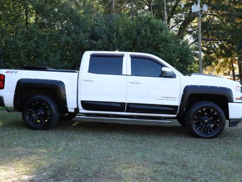 Used 2017 Chevrolet Silverado 1500 LT image 4