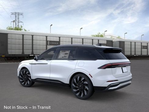 New 2026 Lincoln Nautilus Reserve AWD/4WD image 33
