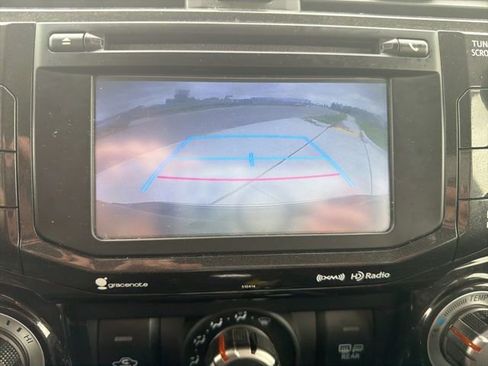 Used 2019 Toyota 4Runner TRD Off-Road Premium image 18