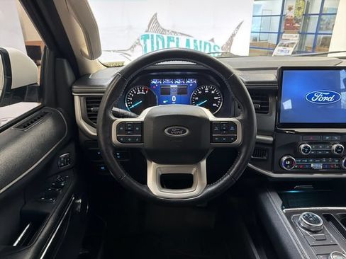 Certified 2022 Ford Expedition XLT AWD/4WD image 13