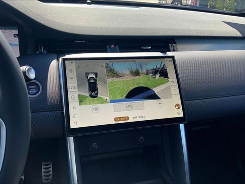 Used 2025 Land Rover Discovery Sport Dynamic SE image 26