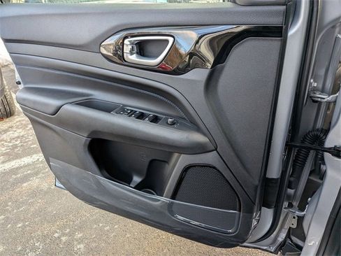 New 2026 Jeep Compass Limited image 20