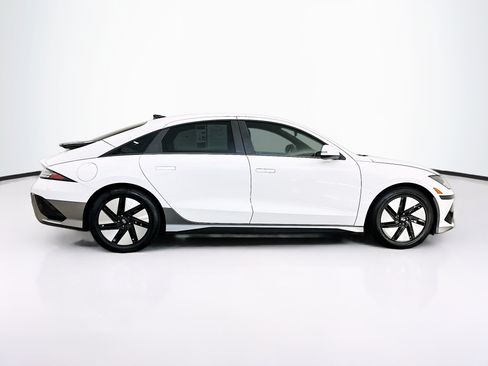 Used 2024 Hyundai Ioniq 6 SE AWD/4WD image 10