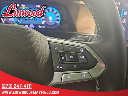 Used 2024 Volkswagen Atlas SE AWD/4WD image 23