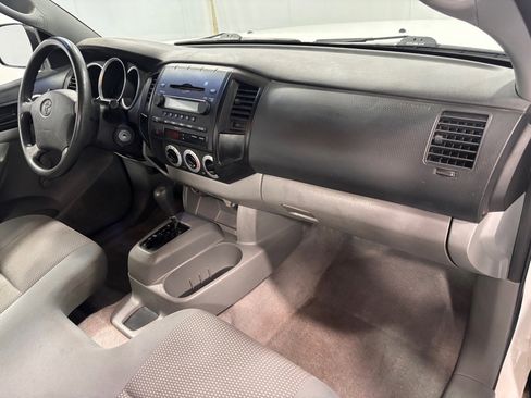 Used 2008 Toyota Tacoma 2WD Regular Cab image 16