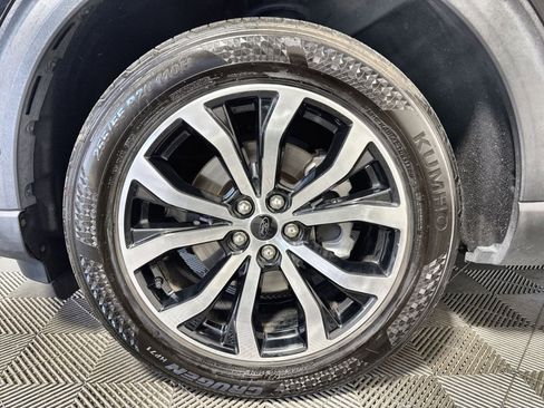 Used 2021 Ford Explorer ST w/ Equipment Group 401A image 12