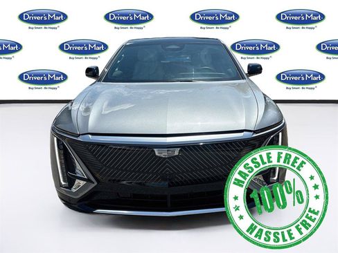Used 2024 Cadillac Lyriq Luxury RWD image 2