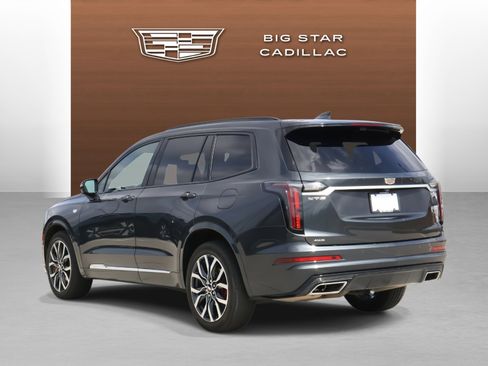 Certified 2022 Cadillac XT6 Sport w/ Technology Package image 3