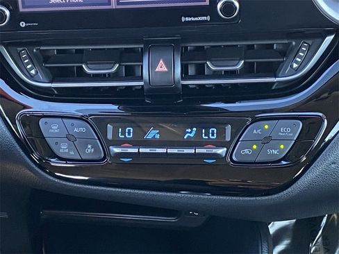 Certified 2020 Toyota C-HR LE image 29