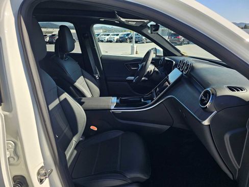 New 2026 Mercedes-Benz GLC 300 image 10