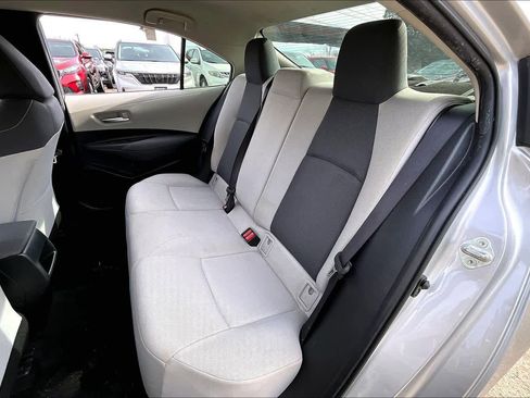 Used 2020 Toyota Corolla L image 19