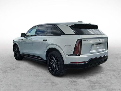 Certified 2025 Cadillac Escalade IQ Sport 2 AWD/4WD image 6