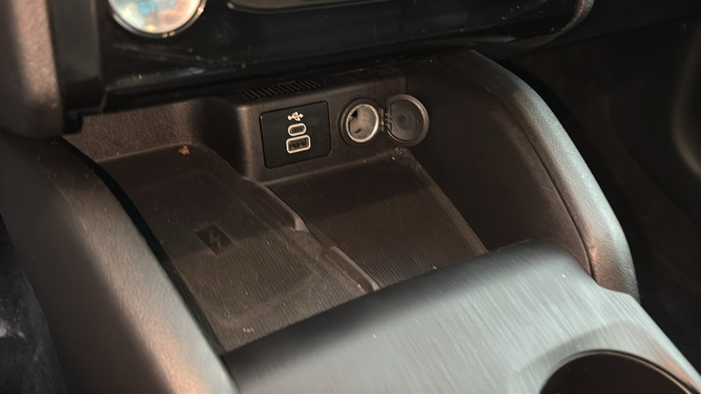 Used 2024 Ford Escape Platinum AWD/4WD image 24