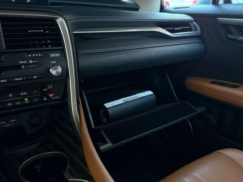 Used 2022 Lexus RX 350 FWD w/ Luxury Package image 61