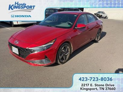 Used 2022 Hyundai Elantra SEL w/ Convenience + Premium Package