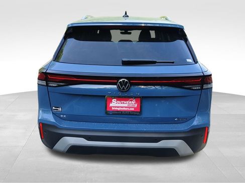 New 2026 Volkswagen Tiguan SE image 4
