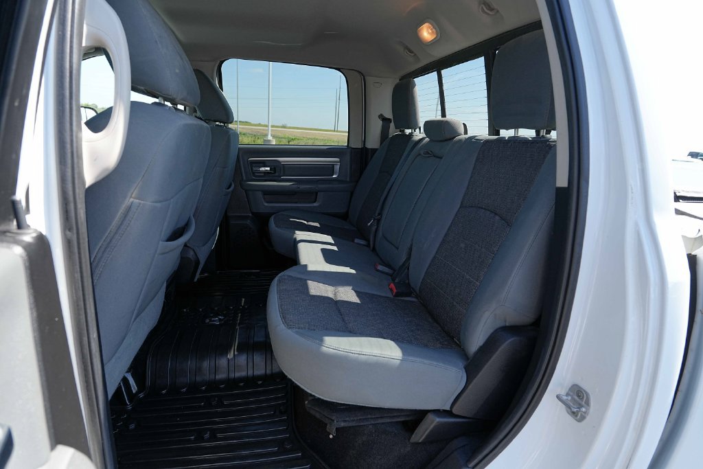 Used 2014 RAM 1500 Outdoorsman AWD/4WD image 17