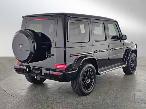 Used 2023 Mercedes-Benz G 550 image 5