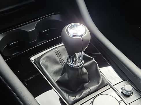 New 2026 MAZDA MAZDA3 2.5 S Hatchback w/ Premium Pkg image 13