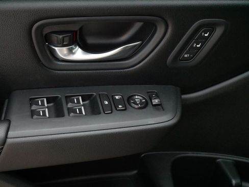 Used 2023 Honda Pilot EX-L image 19