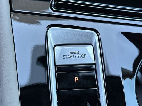 New 2026 Volkswagen Atlas SEL Premium R-Line image 23