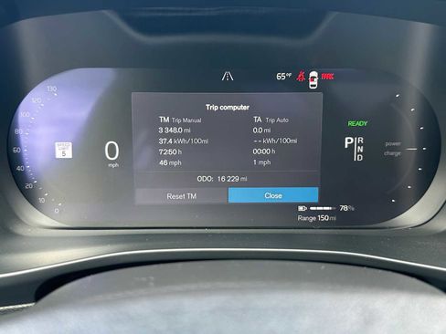 Certified 2023 Volvo XC40 Recharge Ultimate w/ Protection Package Premier AWD/4WD image 24