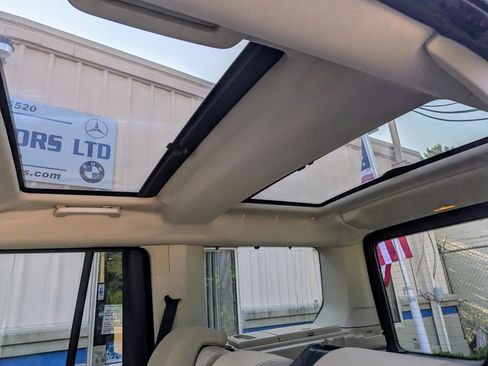 Used 2011 Land Rover LR4 SPORT UTILITY 4-DR image 7