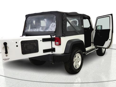 Used 2014 Jeep Wrangler Sport AWD/4WD image 14