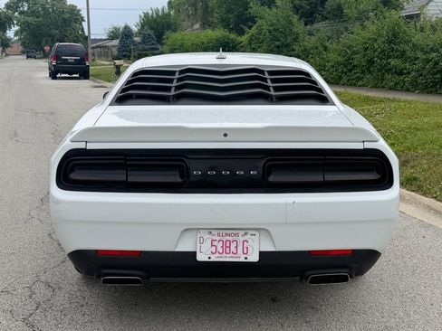 Used 2015 Dodge Challenger R/T Plus RWD image 5