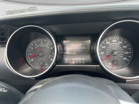 Used 2022 Ford Mustang GT Premium RWD image 14