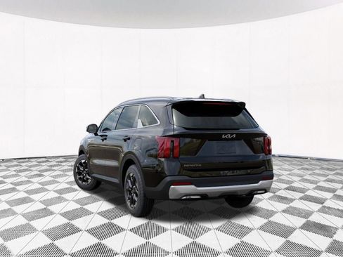 Used 2026 Kia Sorento S FWD image 4