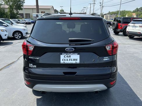 Used 2019 Ford Escape SEL AWD/4WD image 13
